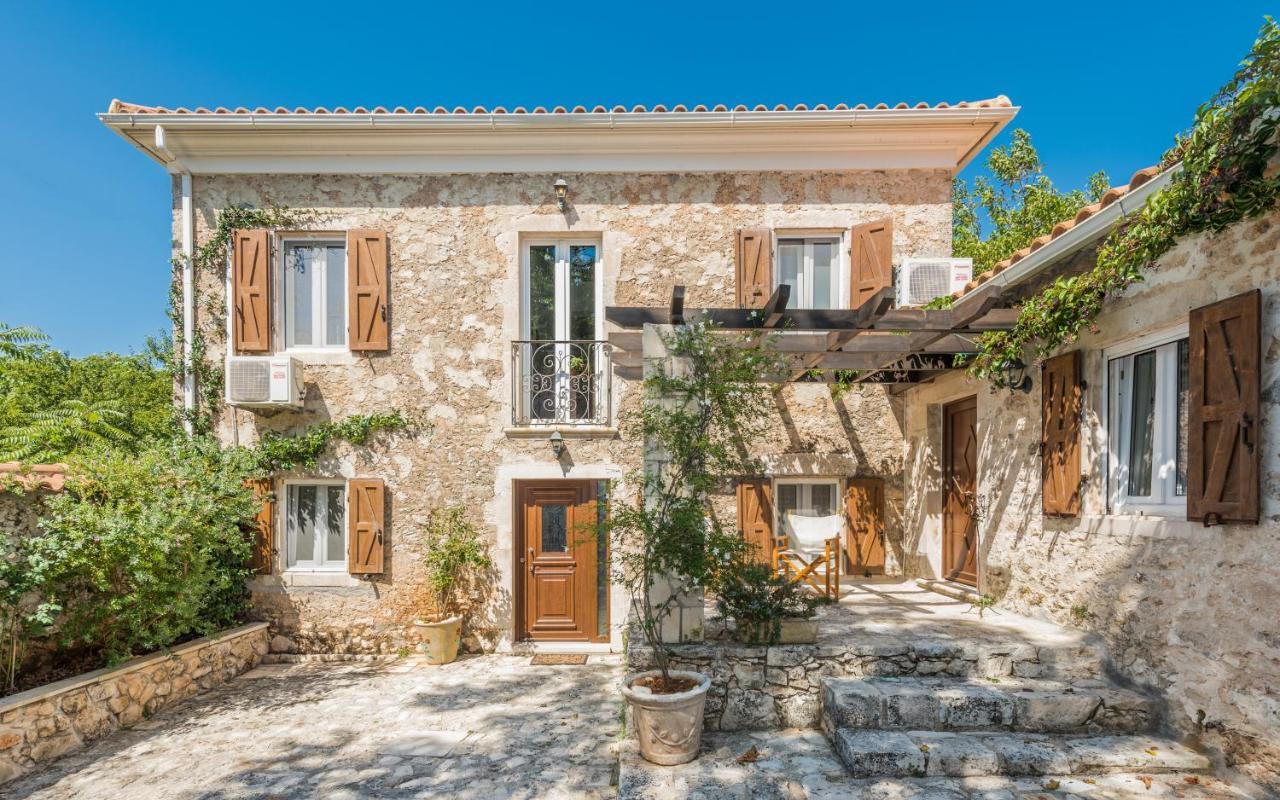 Villa Callisto- Elegant Restored Villa With Pool Yírion Exterior foto